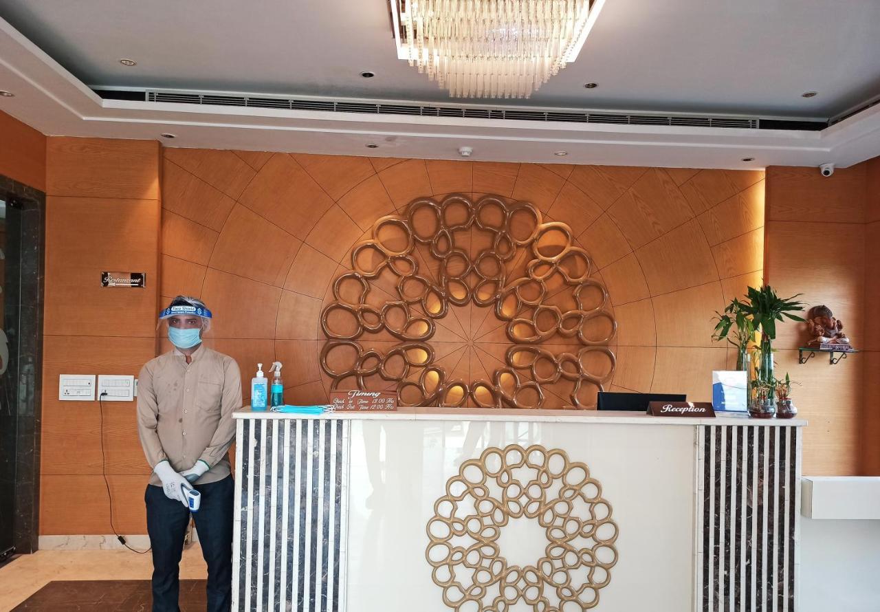 Hotel Maple Grand Agra  Zewnętrze zdjęcie