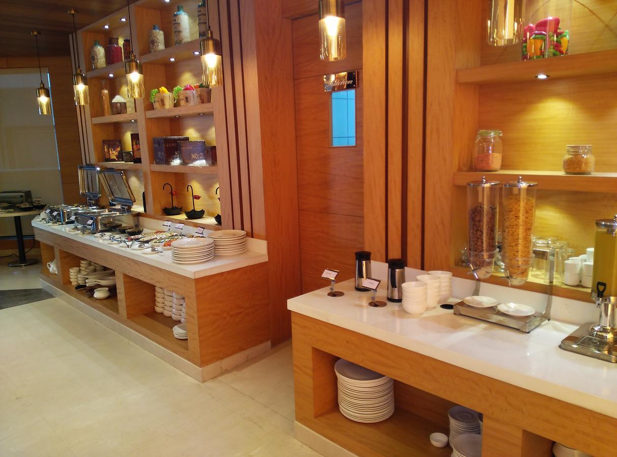Hotel Maple Grand Agra  Zewnętrze zdjęcie