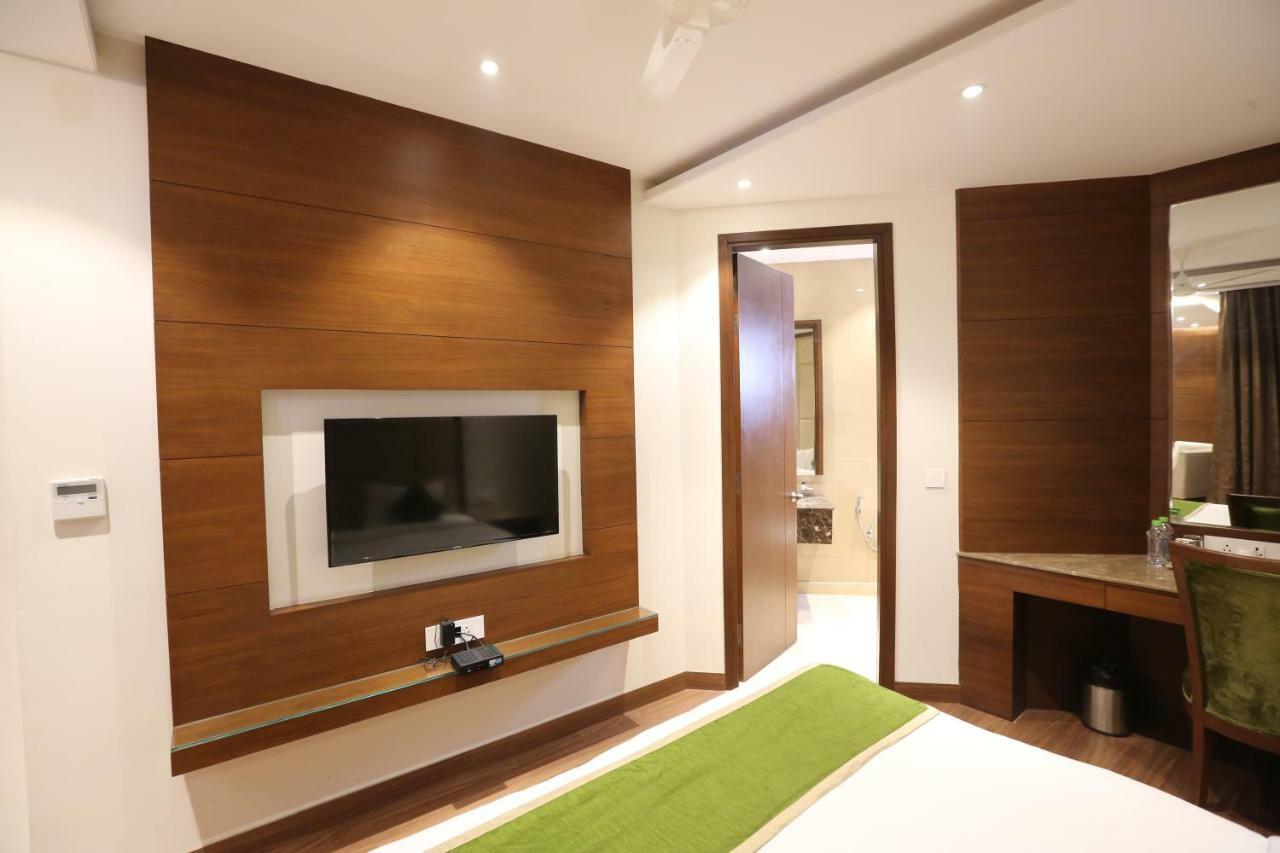 Hotel Maple Grand Agra  Zewnętrze zdjęcie