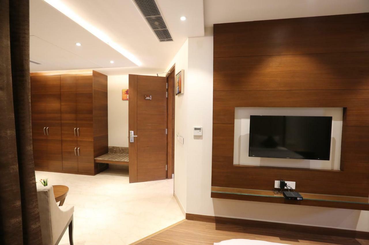 Hotel Maple Grand Agra  Zewnętrze zdjęcie
